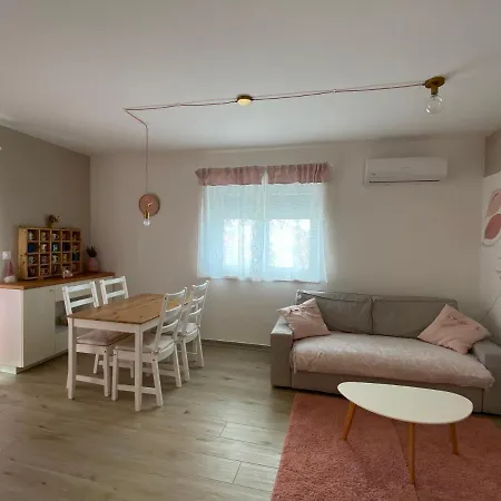 Mint&rose Apartment *